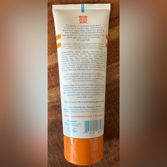 Megababe Detoxifying Underarm Mask - Picture 3 of 3